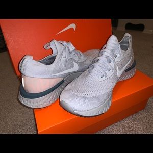 Nike Epic React size 7 fly knit 2